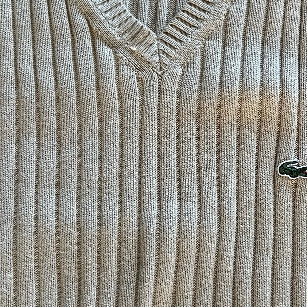 Lacoste Men’s Cotton v-neck sweater xl